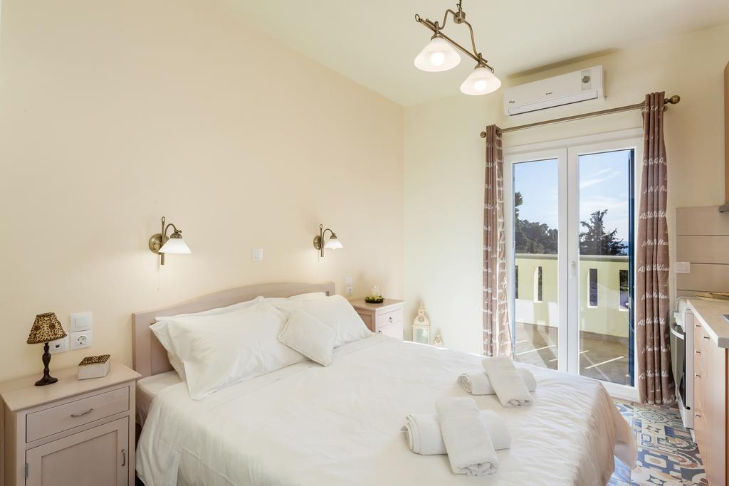 Stafylos Suites & Boutique Hotel Cameră foto